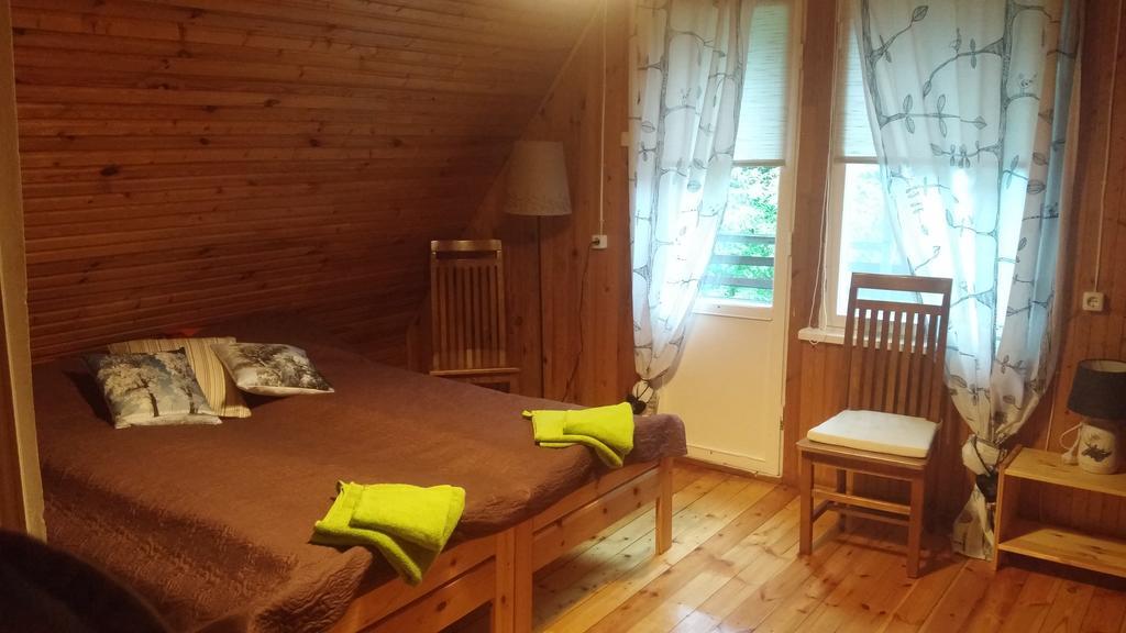 Poilsio Baze Guest House Latezeris Bagian luar foto