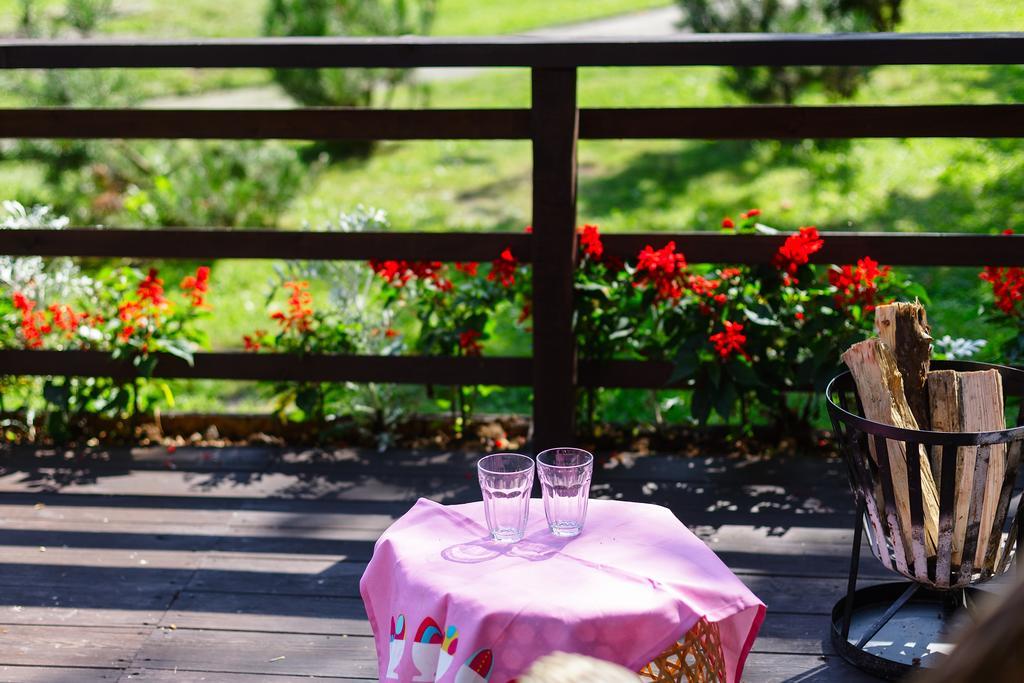 Poilsio Baze Guest House Latezeris Bagian luar foto