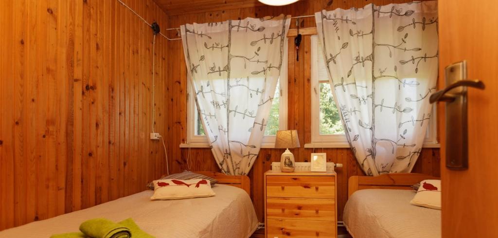 Poilsio Baze Guest House Latezeris Bagian luar foto